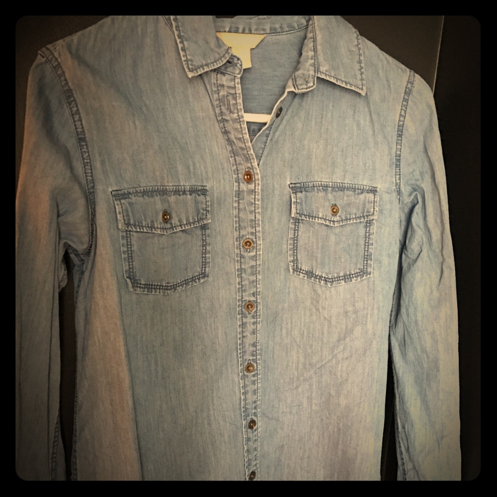 Banana Republic denim shirt